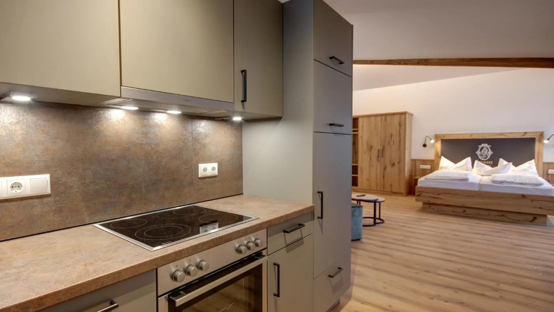 Gasthof-Appartements Vroni - Chiemgau Karte Inzell Niemcy