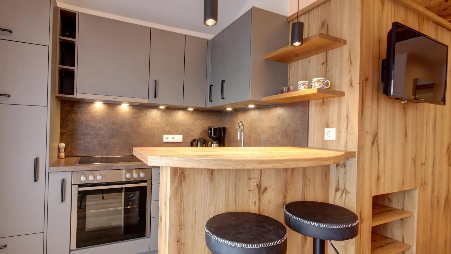 Gasthof-Appartements Vroni - Chiemgau Karte Inzell